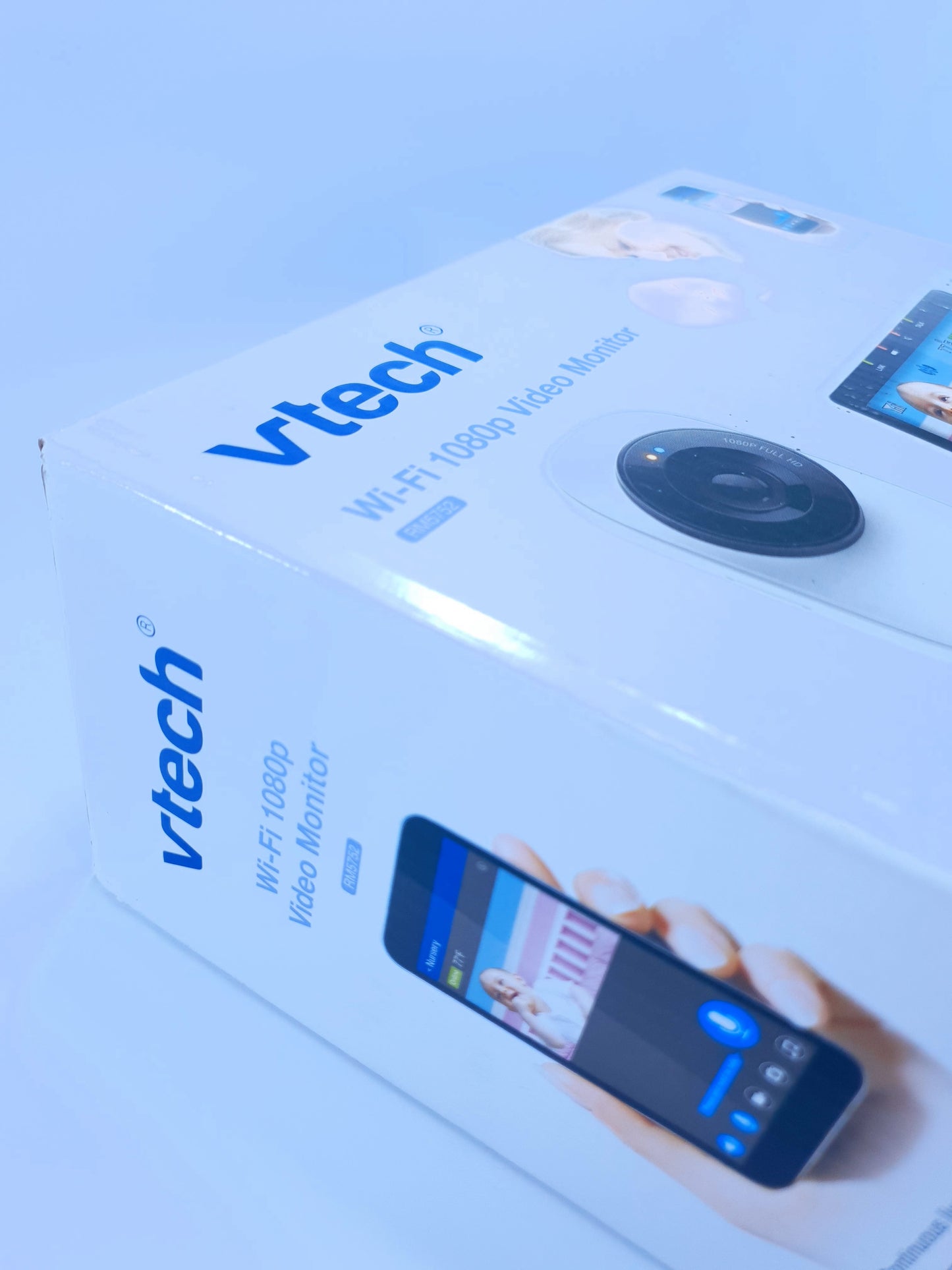 VTech VM352-2 5" Digital Video Baby Monitor with 2 Cameras